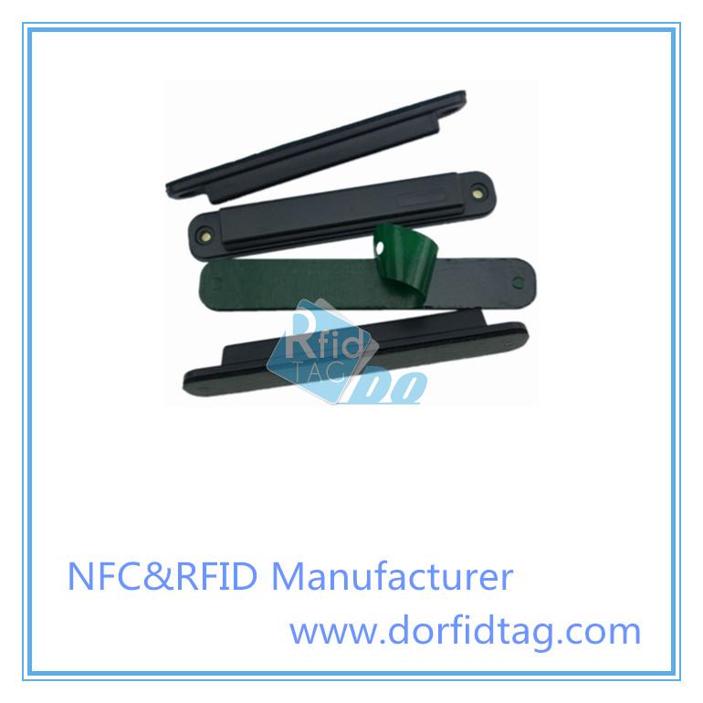 Metal mount RFID tags